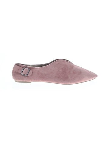 Unbranded Flats (view 1)