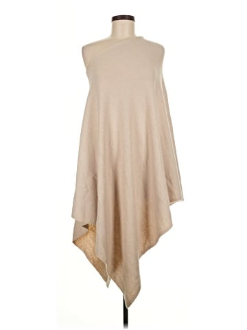 Flat White Poncho (view 1)