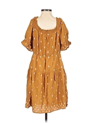 Old Navy Casual Dress (view 2)