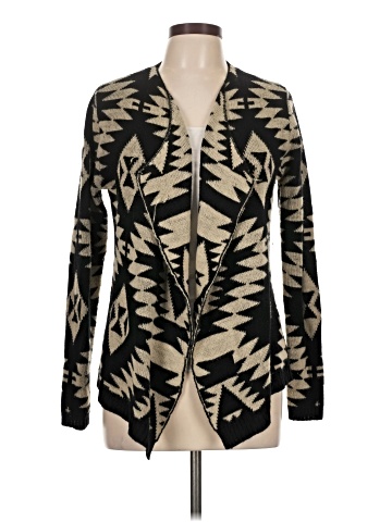 Adam Levine Kimono (view 1)