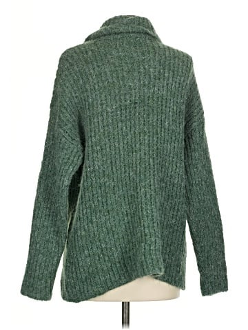 STITCHDROP Turtleneck Sweater (view 2)