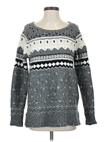 American Eagle Outfitters Pullover Sweater (view 1)