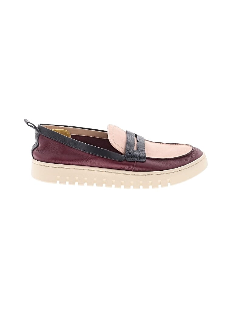 Pre-owned Vionic Flats In Burgundy