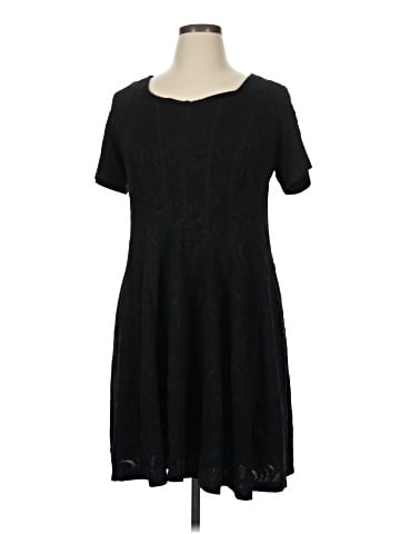 Signature by Robbie Bee Casual Dress (view 1)