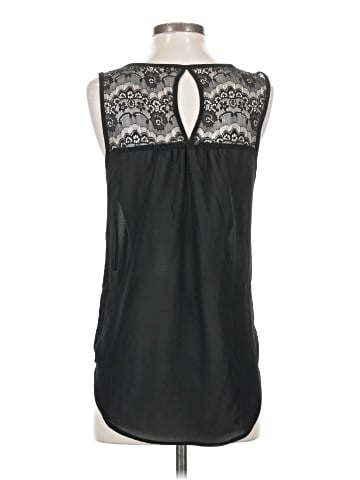 Edge Sleeveless Blouse (view 2)