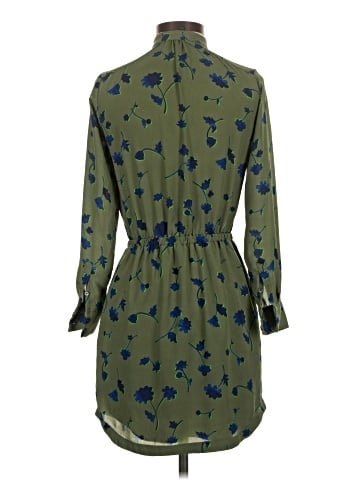 Banana Republic Casual Dress (view 2)