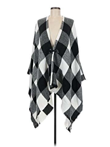 Summer & Rose Poncho (view 1)