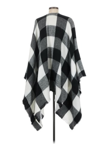 Summer & Rose Poncho (view 2)