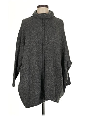Look Poncho (view 1)
