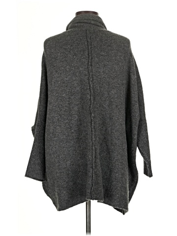 Look Poncho (view 2)