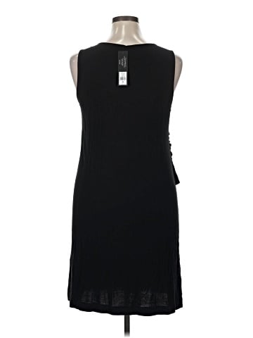 Daisy Fuentes Sleeveless Top (view 2)
