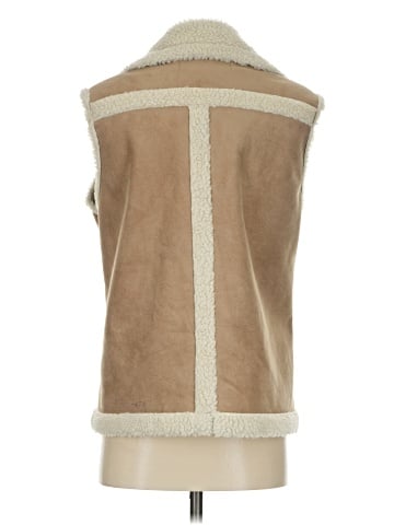 D. Exterior Faux Fur Vest (view 2)