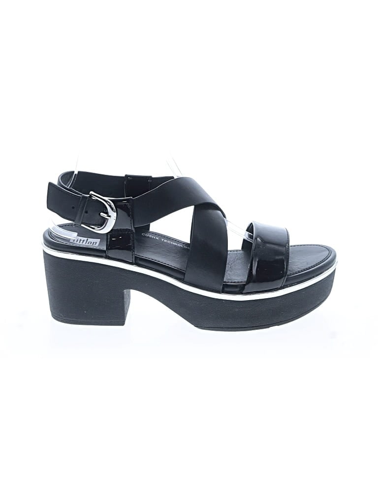 Pre-owned Fitflop Sandals In Black