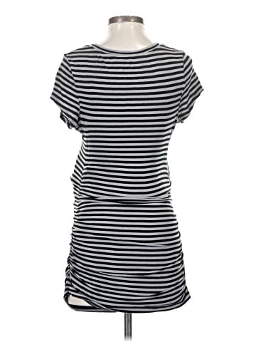 Liz Lange Maternity for Target Short Sleeve Top (view 2)