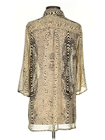 Quintessential 3/4 Sleeve Blouse (view 2)