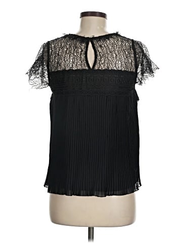 Romeo & Juliet Couture Short Sleeve Blouse (view 2)