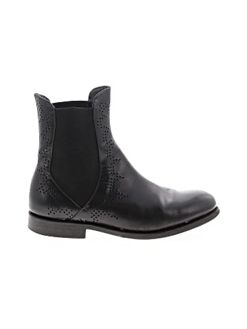 Alaïa Ankle Boots (view 1)