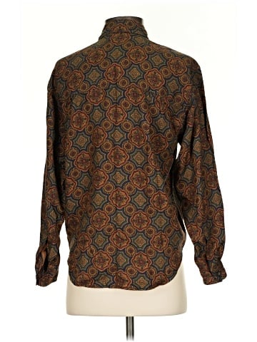 Lizsport Long Sleeve Button-Down Shirt (view 2)