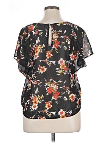 Black Poppy Short Sleeve Blouse (view 2)