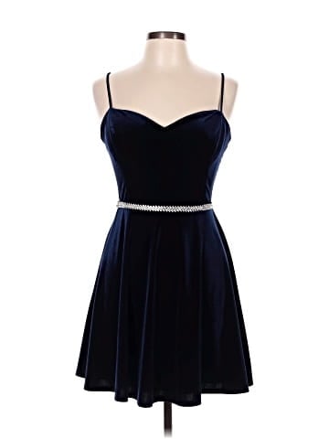 B. Smart Cocktail Dress (view 1)