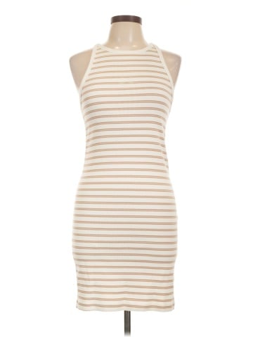 Old Navy Casual Dress (view 1)