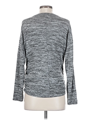 Old Navy - Maternity Long Sleeve T-Shirt (view 2)