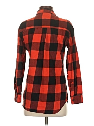 Forever 21 Long Sleeve Button-Down Shirt (view 2)