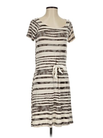Daisy Fuentes Casual Dress (view 1)