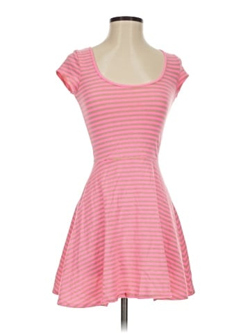 American Eagle Outfitters Casual Dress (view 1)