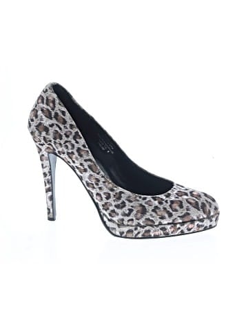 Colin Stuart Heels (view 1)