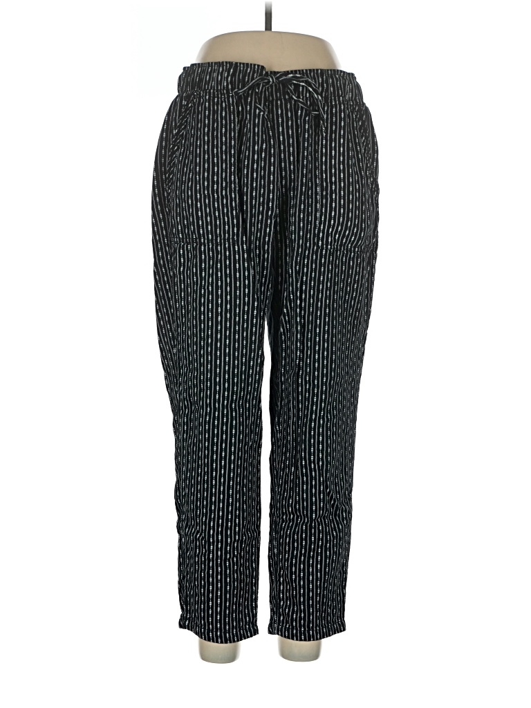 Pre-owned Old Navy Casual Pants In Black