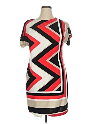 Sandra Darren Casual Dress (view 1)