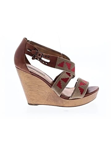 Cynthia Vincent Wedges (view 1)