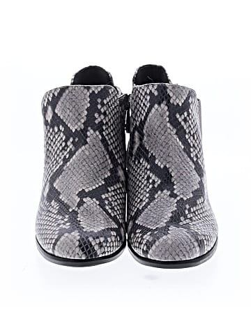 Munro American Ankle Boots (view 2)
