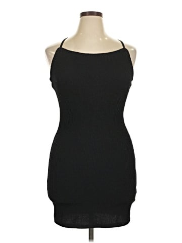 Urban Outfitters Casual Dress (view 1)