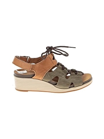 SAS Wedges (view 1)
