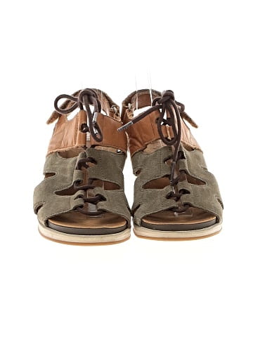 SAS Wedges (view 2)