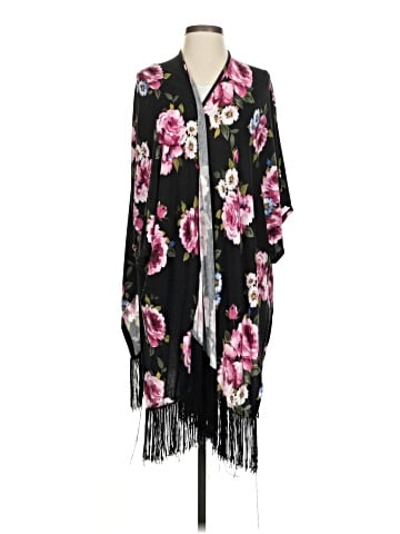 Sweet Rain Poncho (view 1)