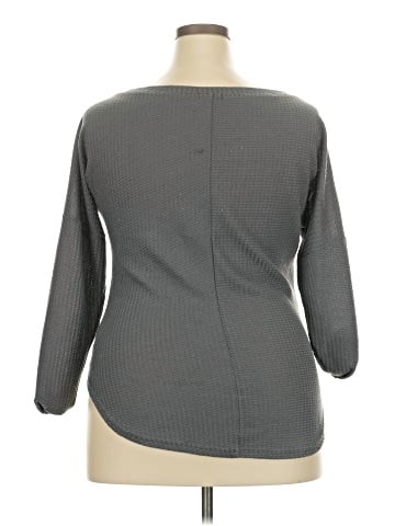 Lucky More 3/4 Sleeve Top (view 2)