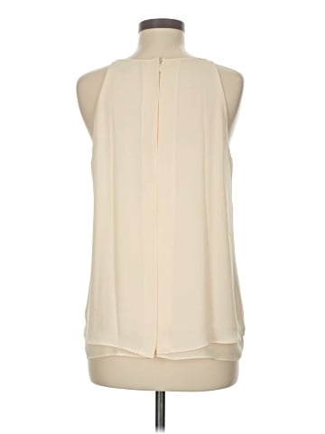 Darjoni Sleeveless Blouse (view 2)