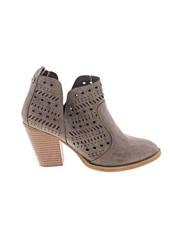 Daisy Fuentes Ankle Boots (view 1)