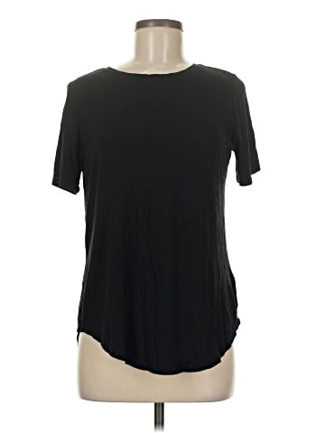 Old Navy Short Sleeve T-Shirt (view 1)