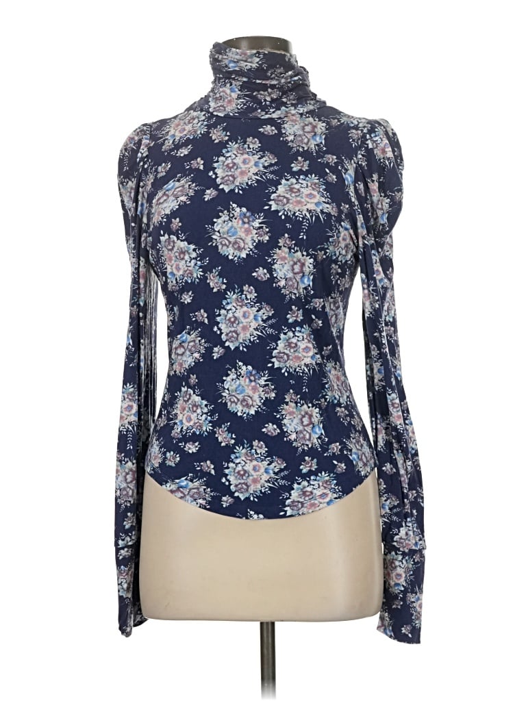 Click to view more detailed imagery on our partner's website Pre-owned Loveshackfancy Long Sleeve Turtleneck In Blue