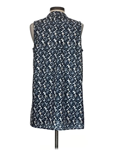 Simply Noelle Sleeveless Blouse (view 2)