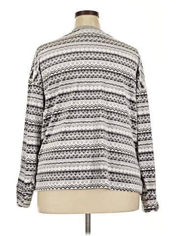 Nautica Pullover Sweater (view 2)