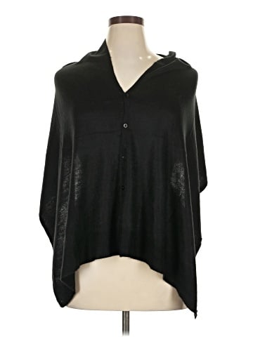 Simply Noelle Poncho (view 1)