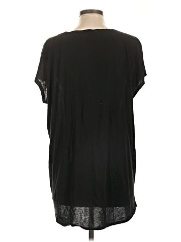 Victoria's Secret Short Sleeve T-Shirt (view 2)