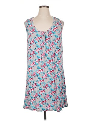 Daisy Fuentes Casual Dress (view 1)