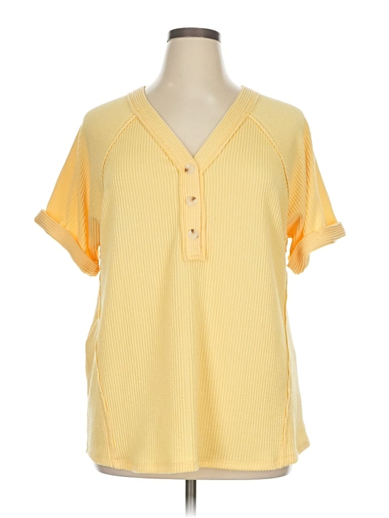 Pre-owned Andree By Unit Short Sleeve Blouse In Yellow