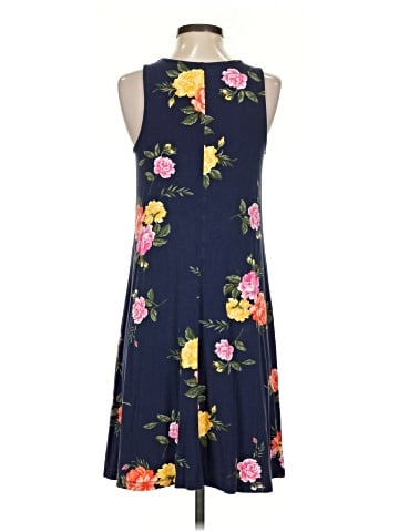 Old Navy Casual Dress (view 2)